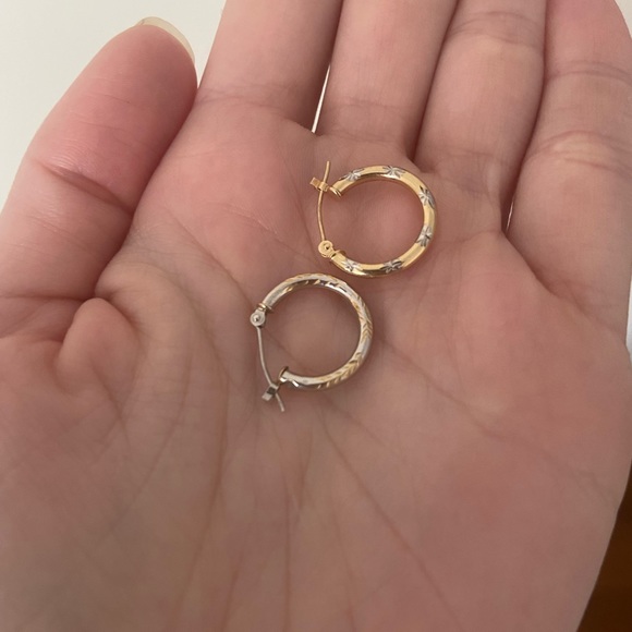 14k hoops - Picture 1 of 7